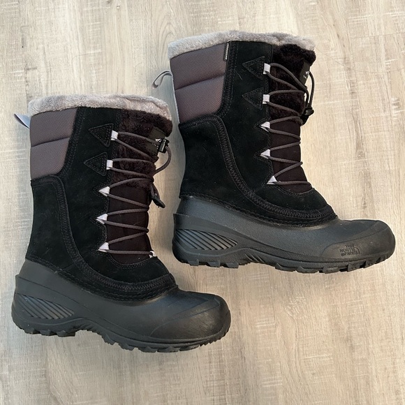 Women’s Northface winter boots NWT - Picture 1 of 3
